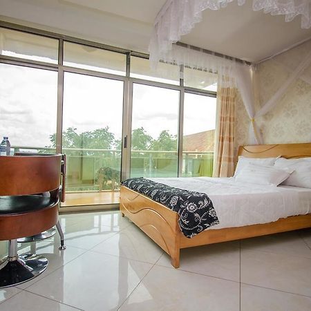Sal'S Boutique Hotel Kampala Zewnętrze zdjęcie