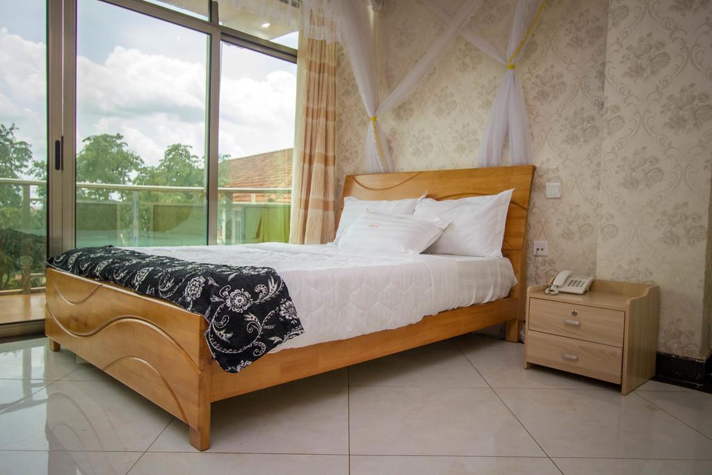 Sal'S Boutique Hotel Kampala Zewnętrze zdjęcie