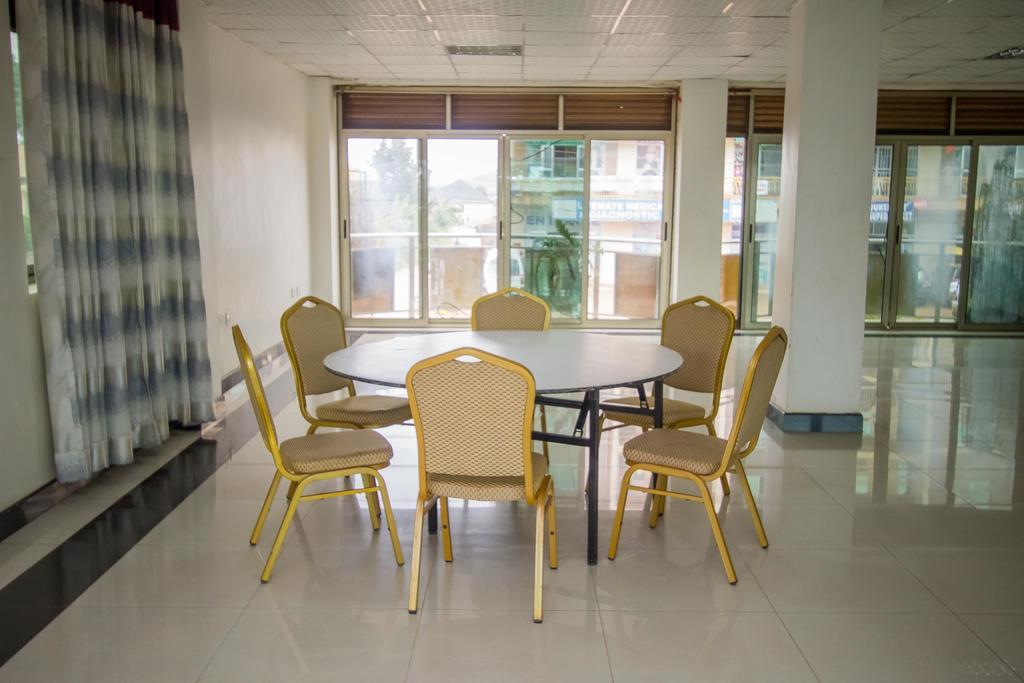 Sal'S Boutique Hotel Kampala Zewnętrze zdjęcie