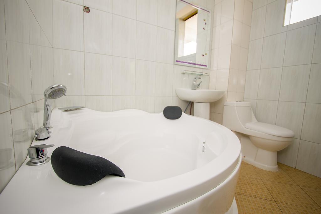 Sal'S Boutique Hotel Kampala Zewnętrze zdjęcie