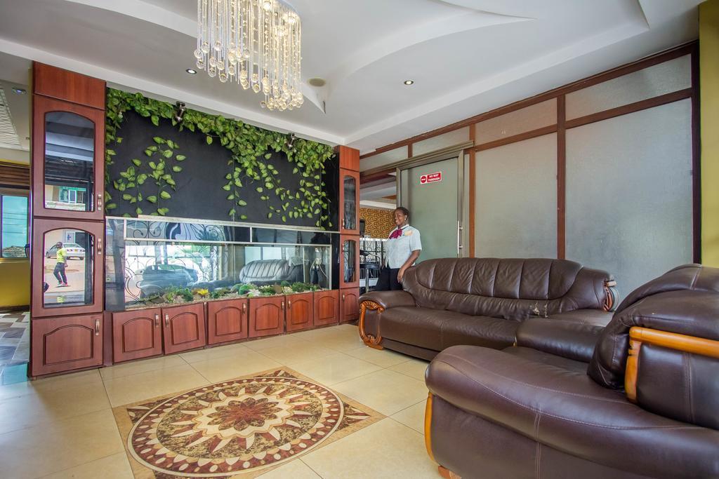 Sal'S Boutique Hotel Kampala Zewnętrze zdjęcie