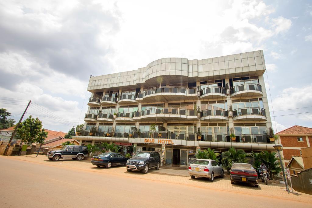 Sal'S Boutique Hotel Kampala Zewnętrze zdjęcie