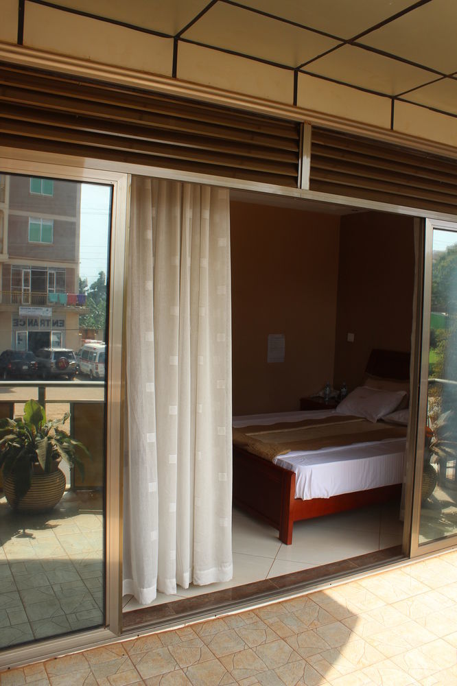 Sal'S Boutique Hotel Kampala Zewnętrze zdjęcie